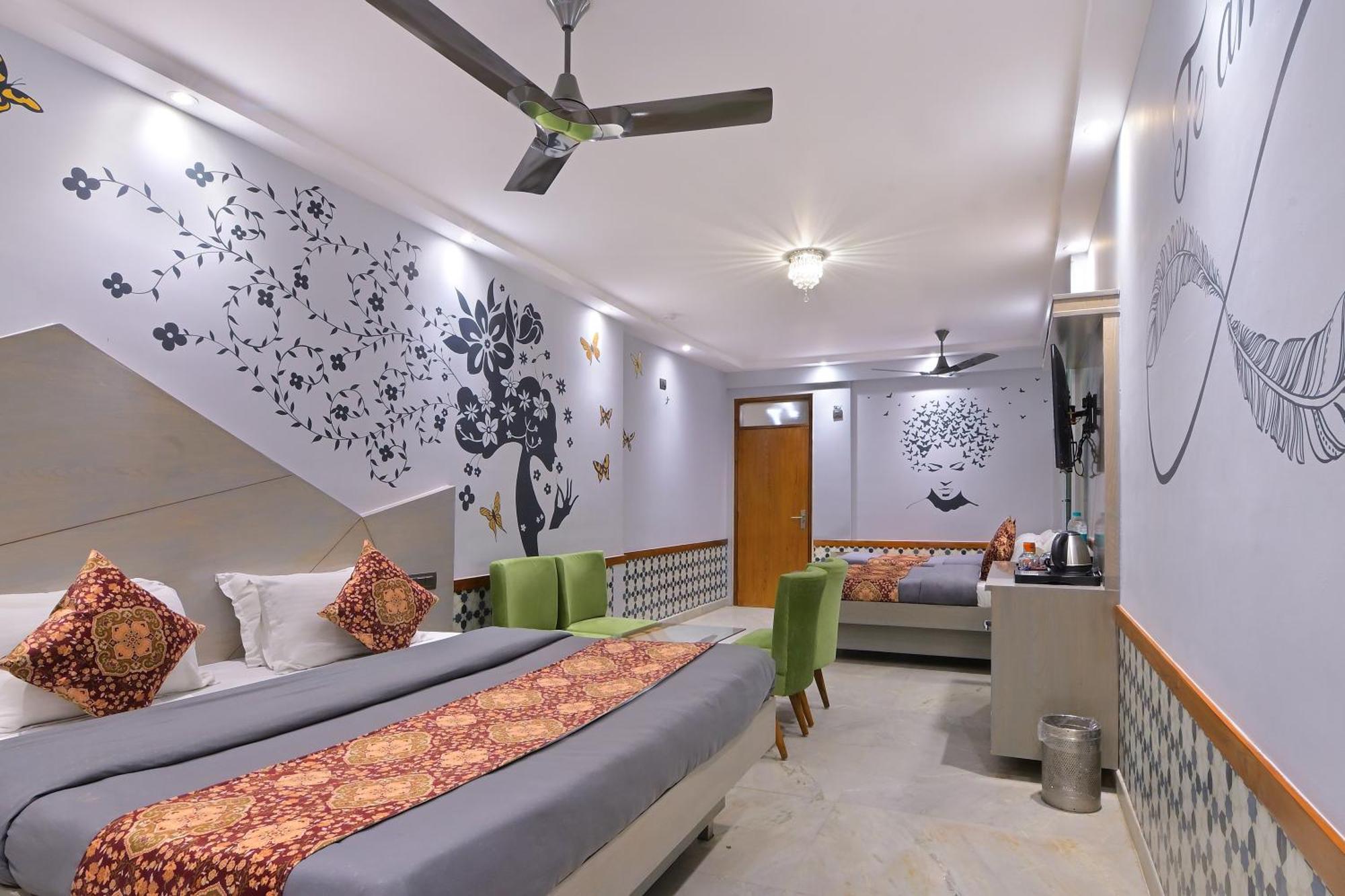 Hotel The Yes Please - 4*